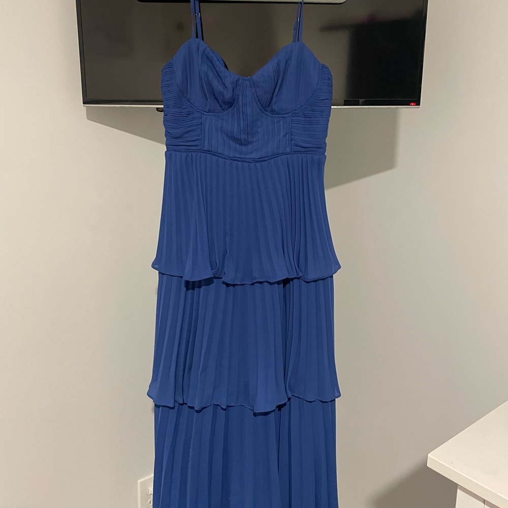 Lulus dress